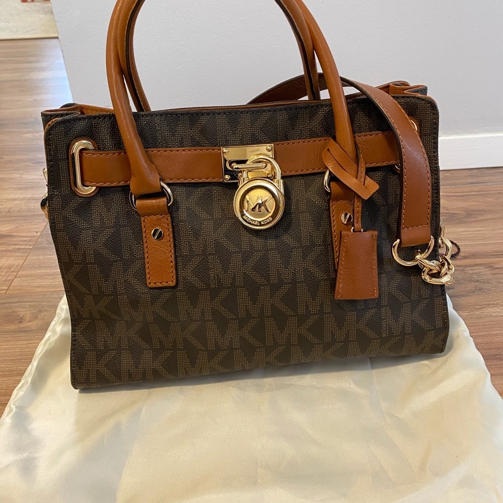 Michael kors signature Hamilton satchel